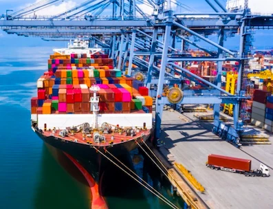 Crisis in de Rode Zee legt kwetsbaarheden in de Britse industrie bloot en lei...